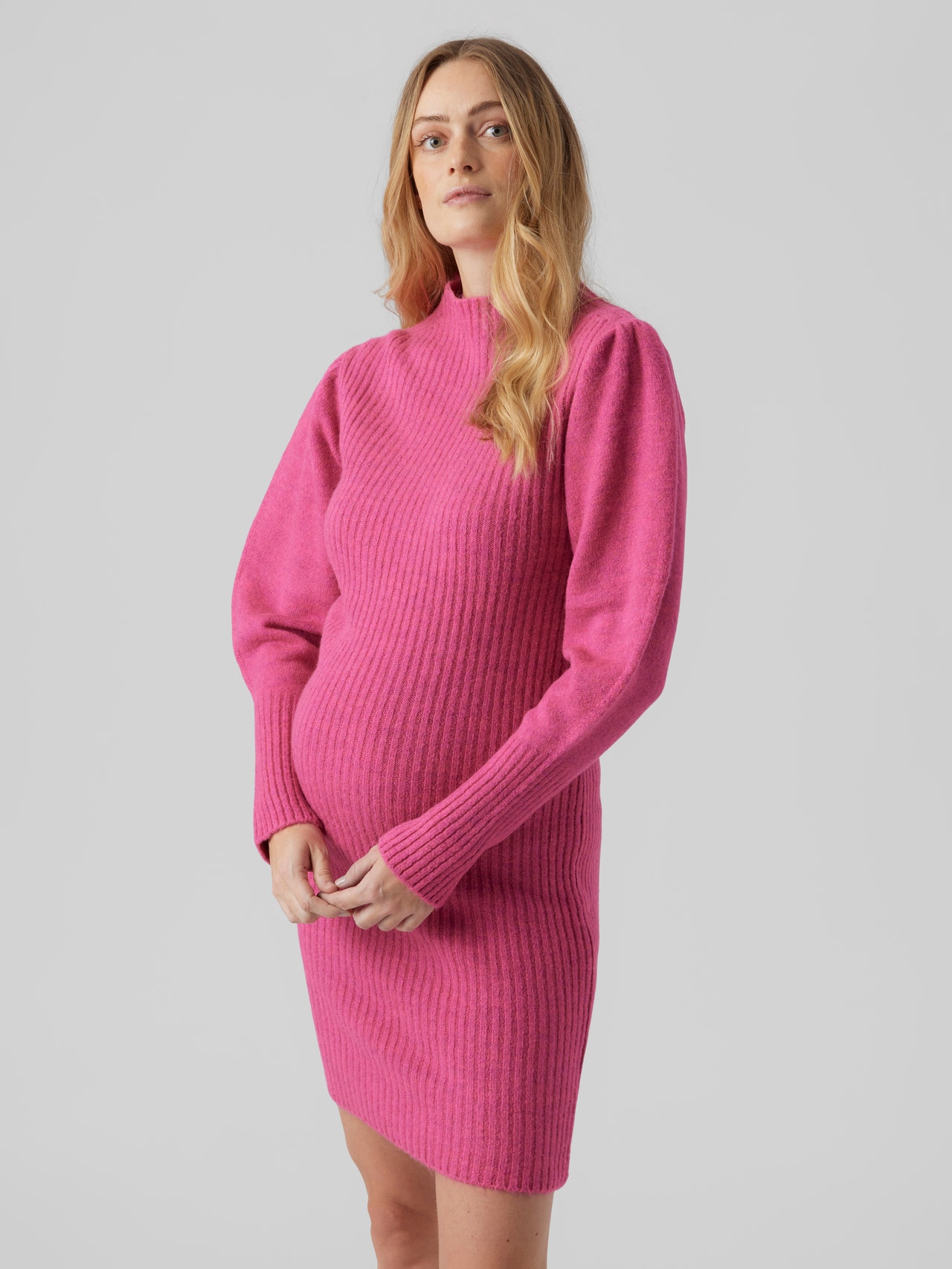 Knitted maternity-dress with 30% discount!
