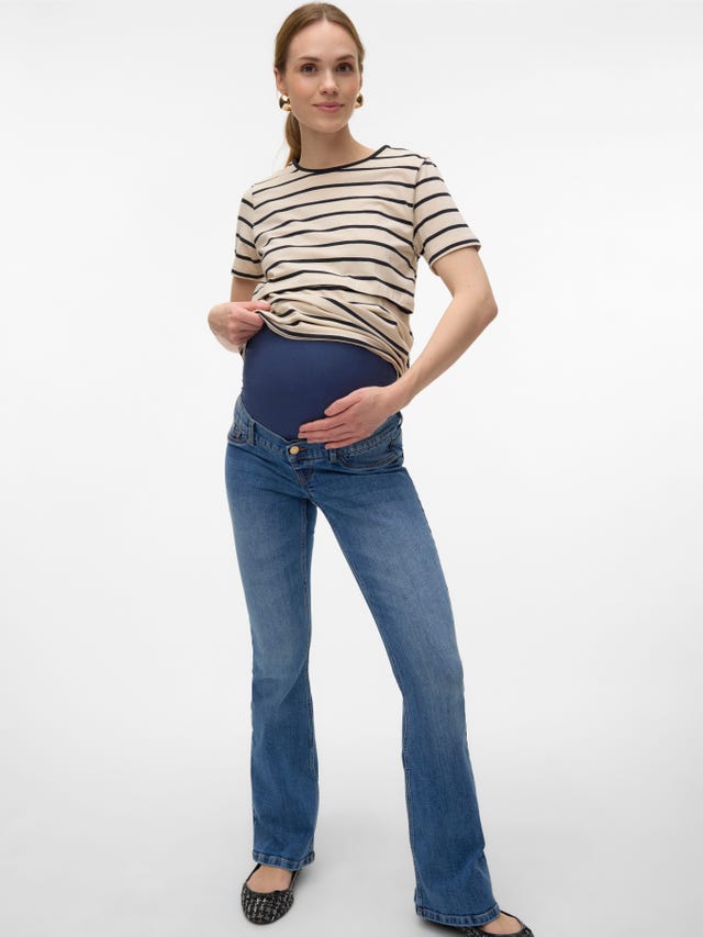Mamalicious Activewear high waist 3/4 length leggings in cream