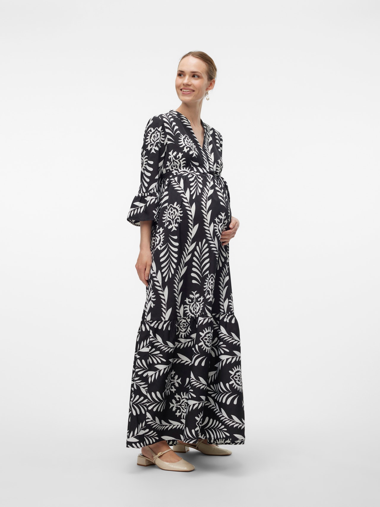 MAMA.LICIOUS Hagyományos V-nyak Hosszú ruha -Black - 20022054