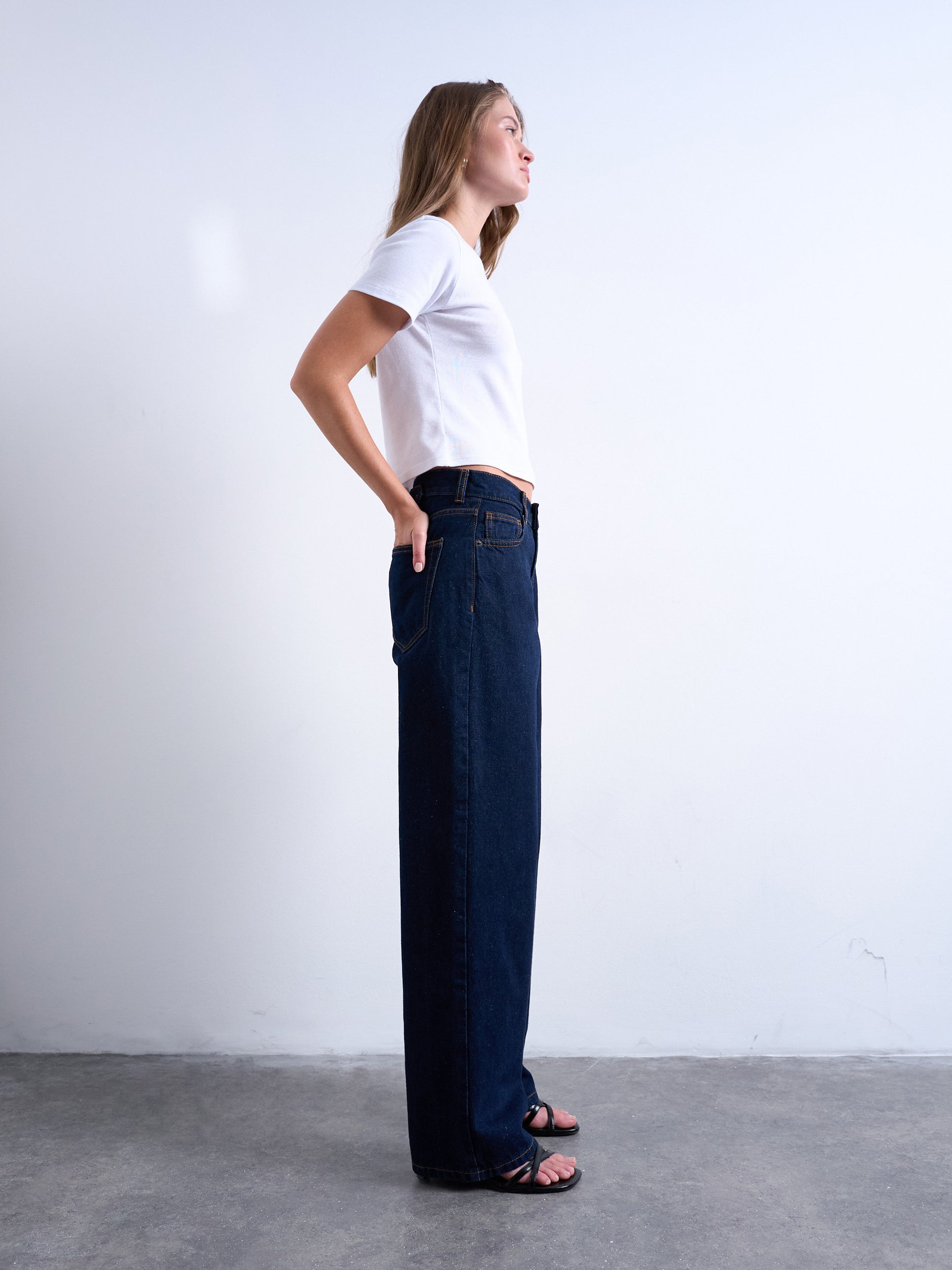 TSCINCH Low rise Wide Leg Fit Jeans Dark Blue TOPSHOP®