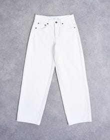 TOPSHOP Weiter Beinschnitt Jeans -White Denim - 31000246