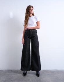 TOPSHOP Weiter Beinschnitt Jeans -Black Denim - 31000306