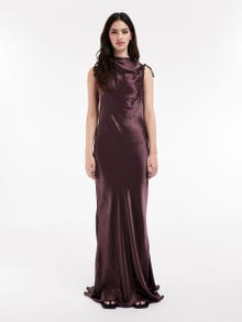 TOPSHOP Krój regularny Okrągły dekolt Długa sukienka -Burgundy - 31000362